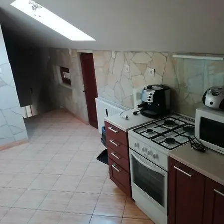 Konukevi Asta La Vista